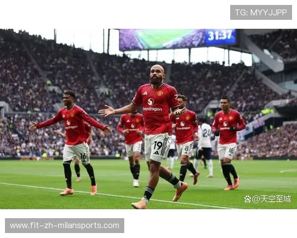 曼联高层誓保主力，冬窗按兵不动留住核心球员